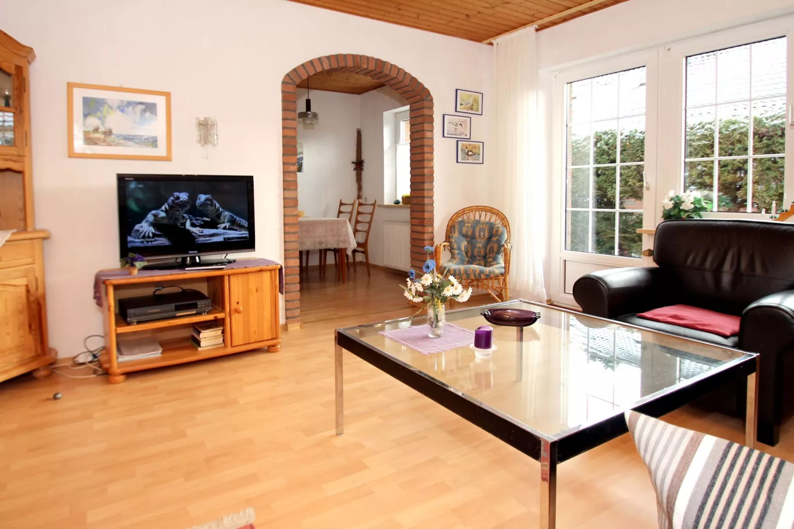 Ferienhaus Renate Neßmersiel-Living room