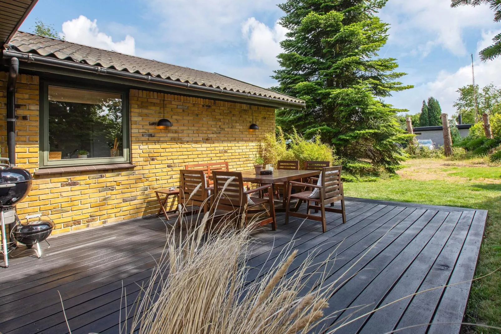 Bright Cottage with Garden Terrace-By Traum-View