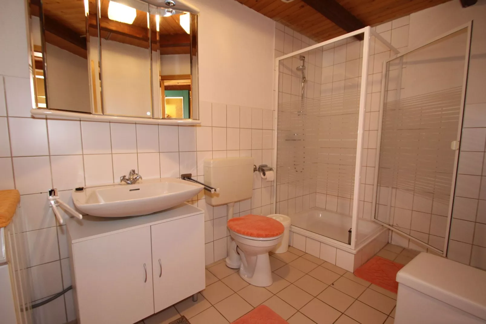Spatzenhaus-Bathroom