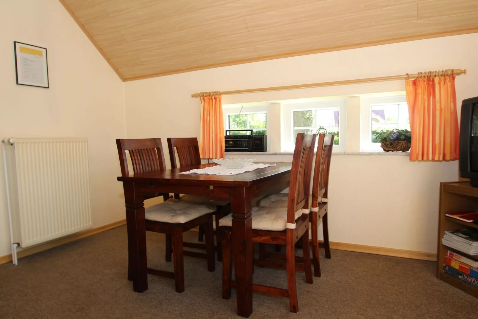 Taubenhaus-Dining room