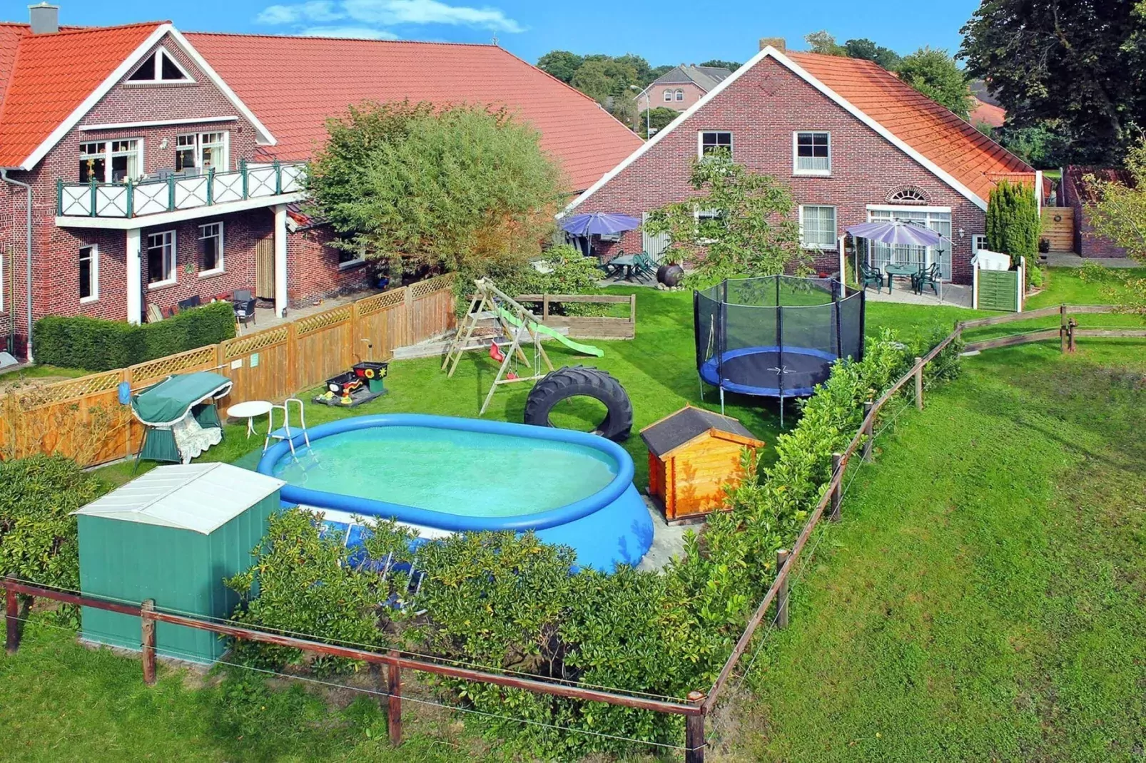 Taubenhaus-Gardens summer