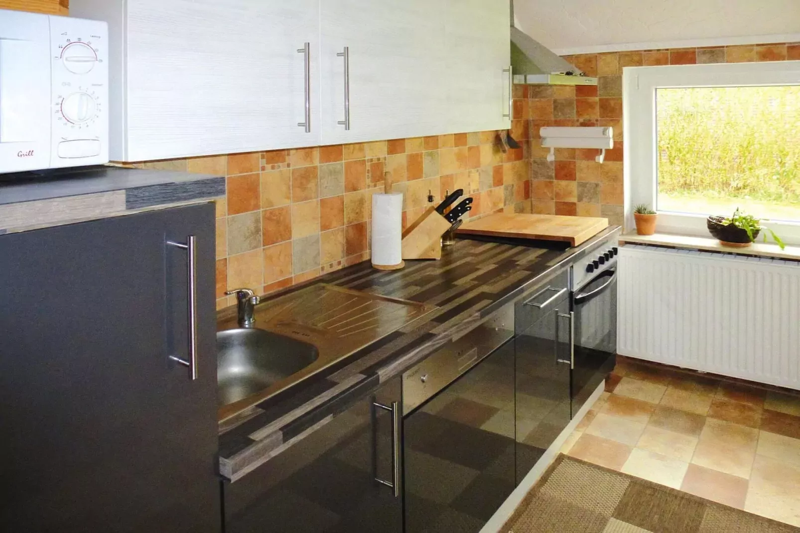 Ferienhaus mit großem Grundstück in Friederikensiel-Cuisine