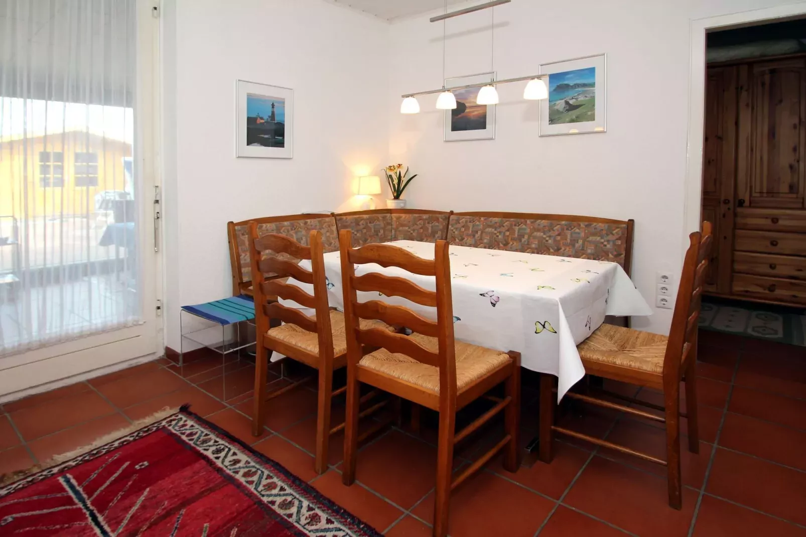 Bungalow mit großer Terrasse in Dornumersiel-Salle à manger