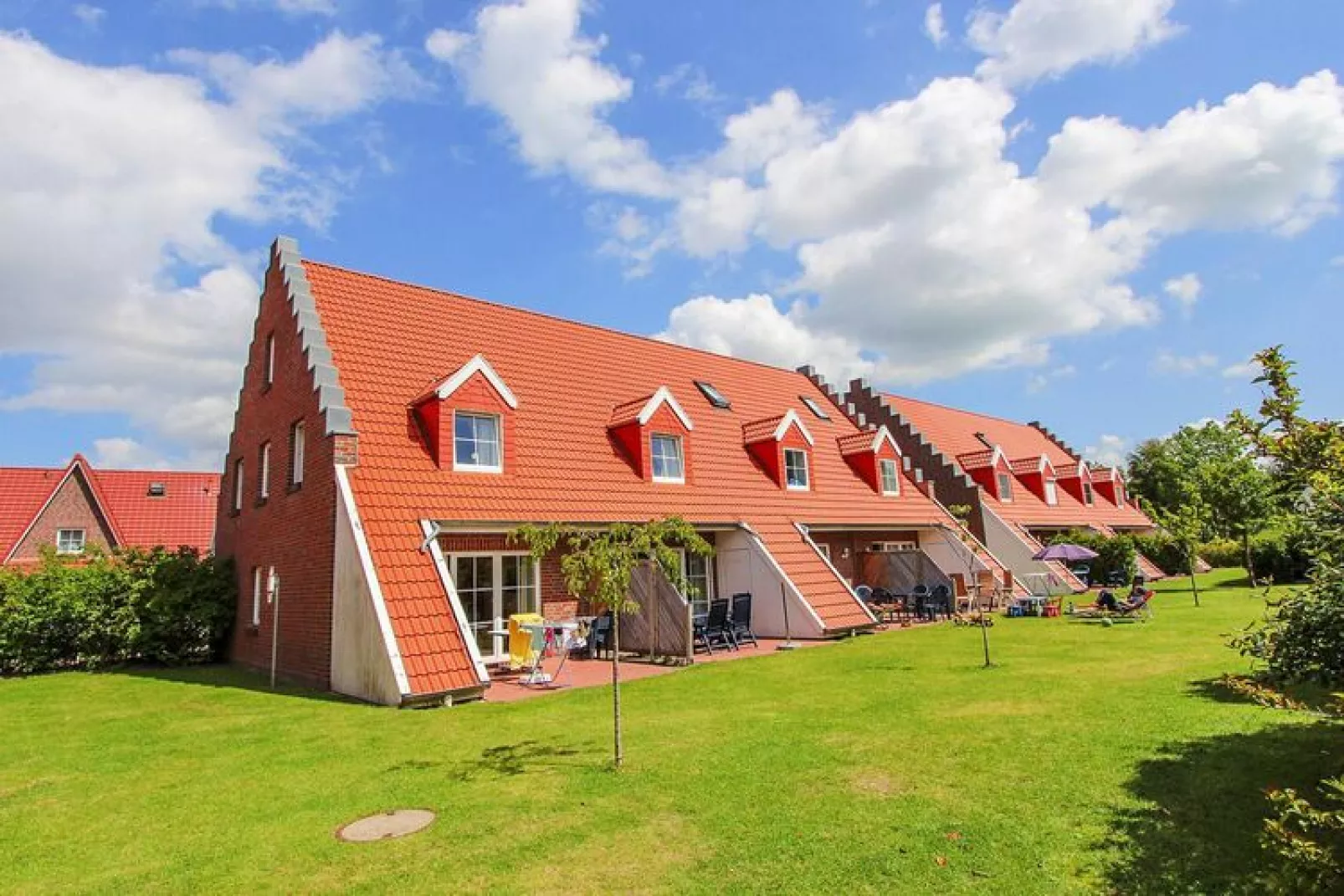 4-Raum-Reihenhaus ca 70 qm Typ A-Exterior summer