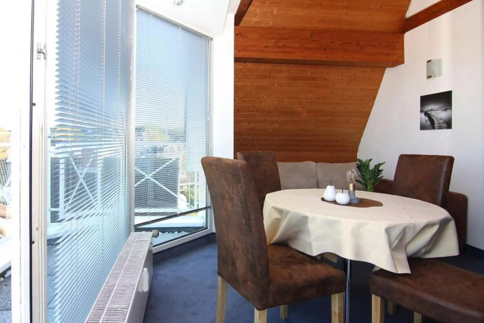 Apartments Panorama Laboe III m Seeblick 60 qm-Dining room