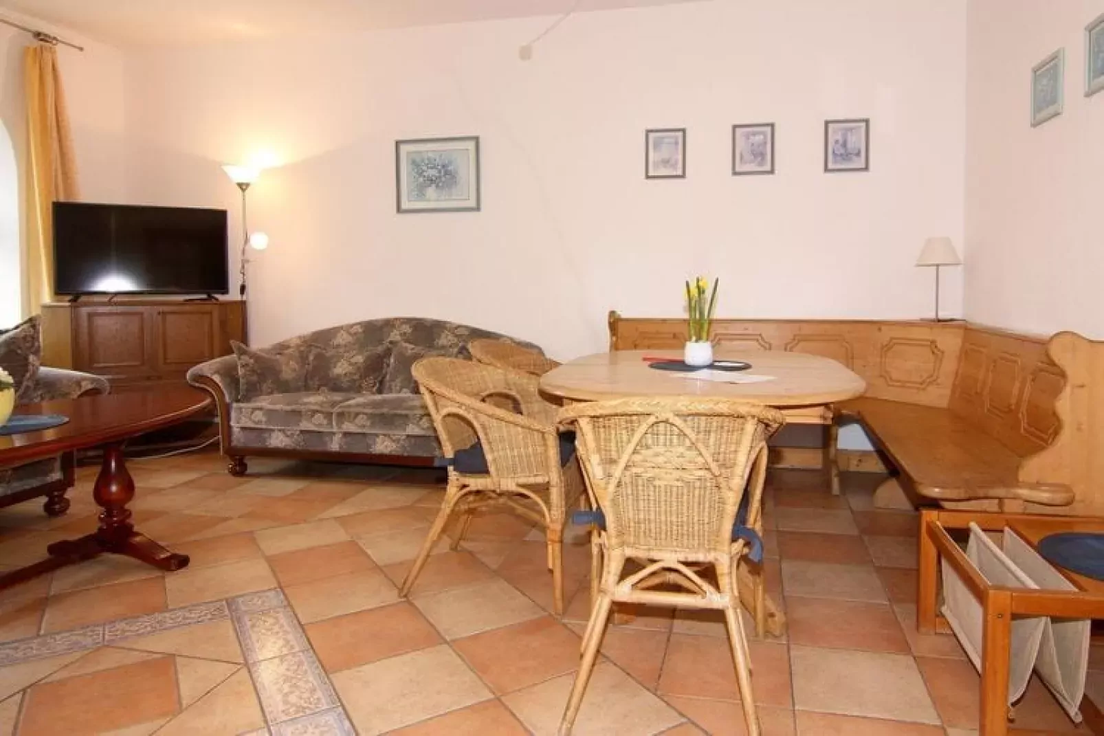 Holiday resort Wandhoff Gut Bundhorst Stolpe3-Raum DuscheWanne 100 qm 6 Pers Typ 5-Living room