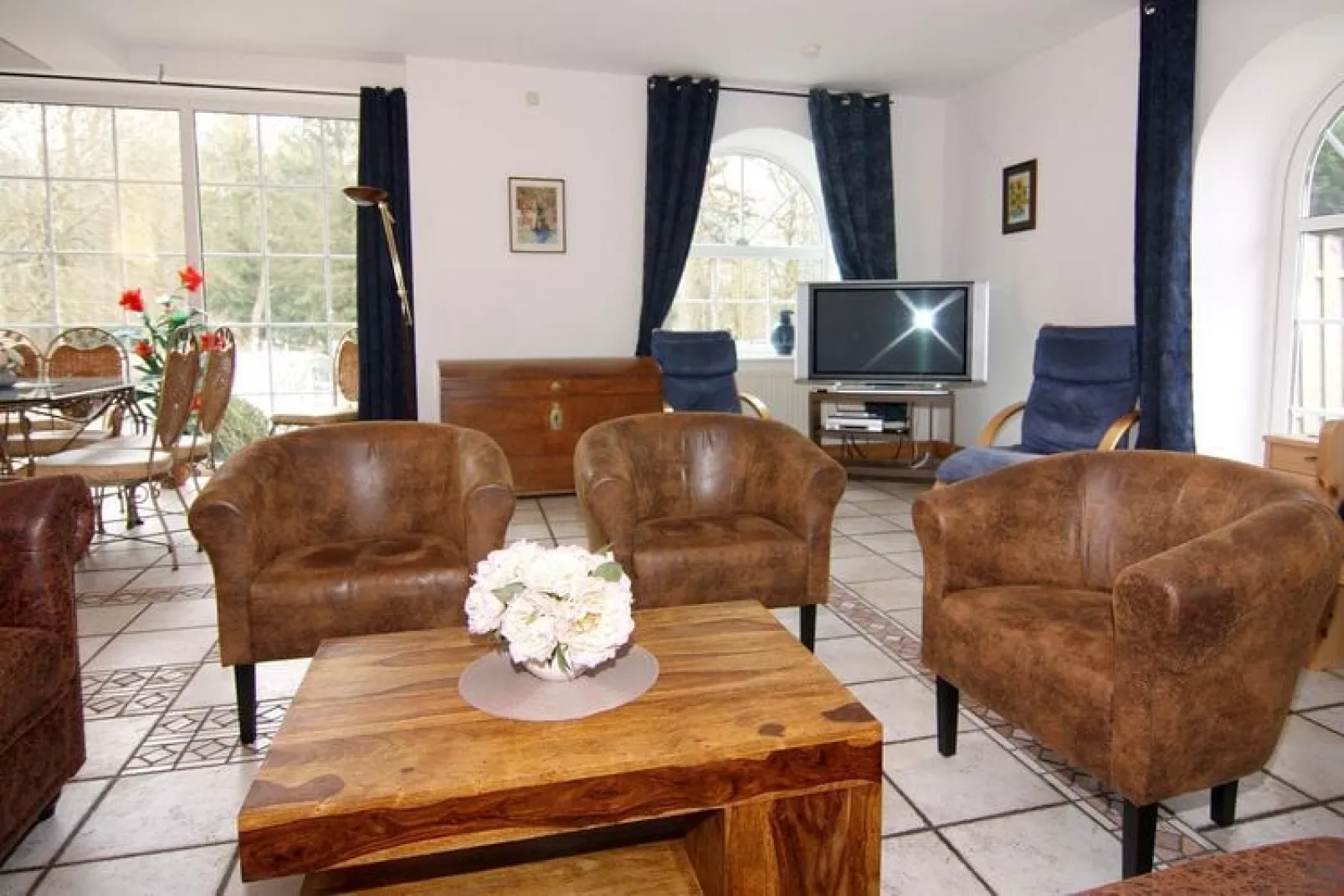 4-Raum-App DUWanne G-WC110 qm 7 Pers-Wohnzimmer