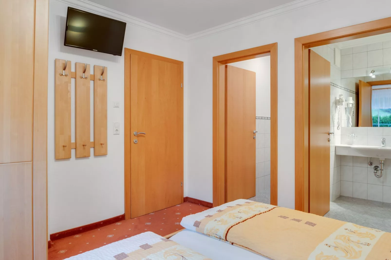 Talblick-Bedroom