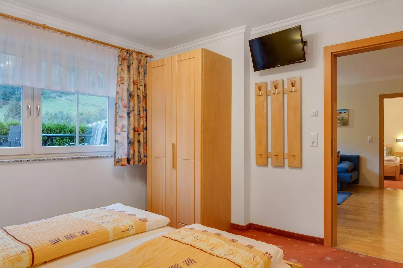 Talblick-Bedroom
