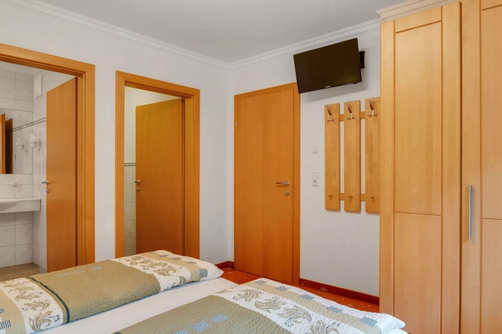 Talblick-Bedroom