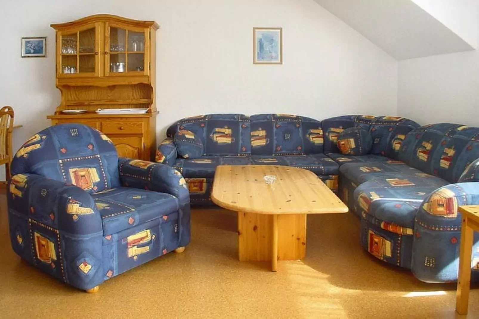 App F 15 a-DG über 2 Etagen 105 qm 6 Pers-Living room
