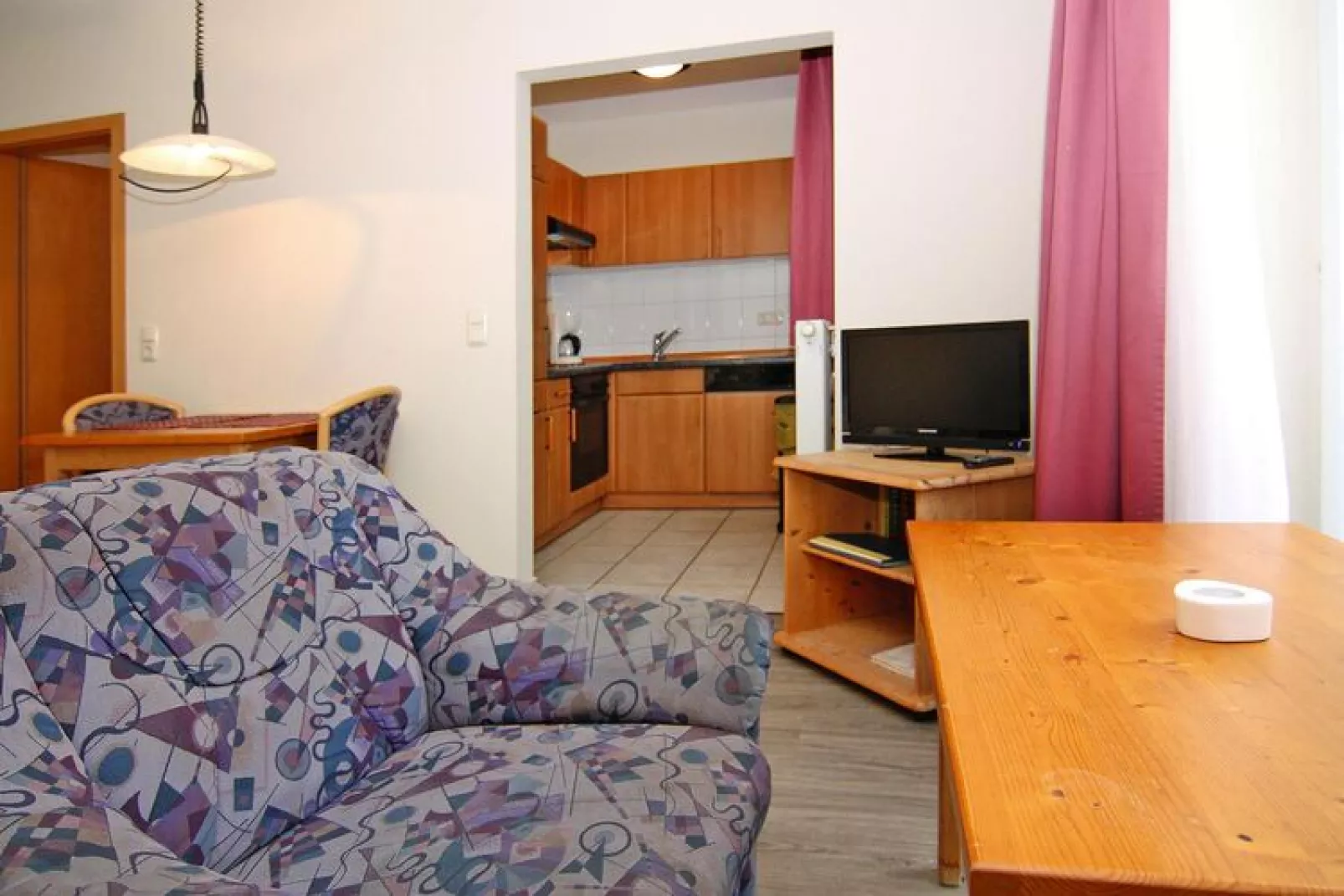 Studio 38 qm A 5 1OG-Living room