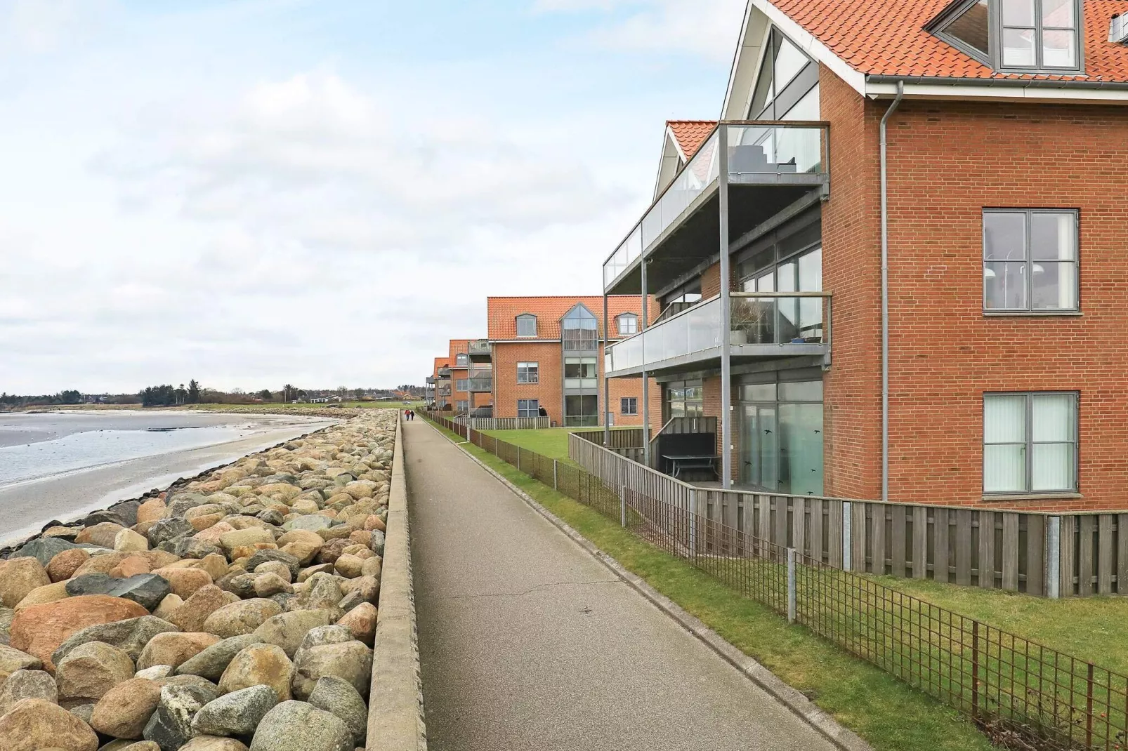Retraite Exclusive avec Vue sur le Port-By Traum