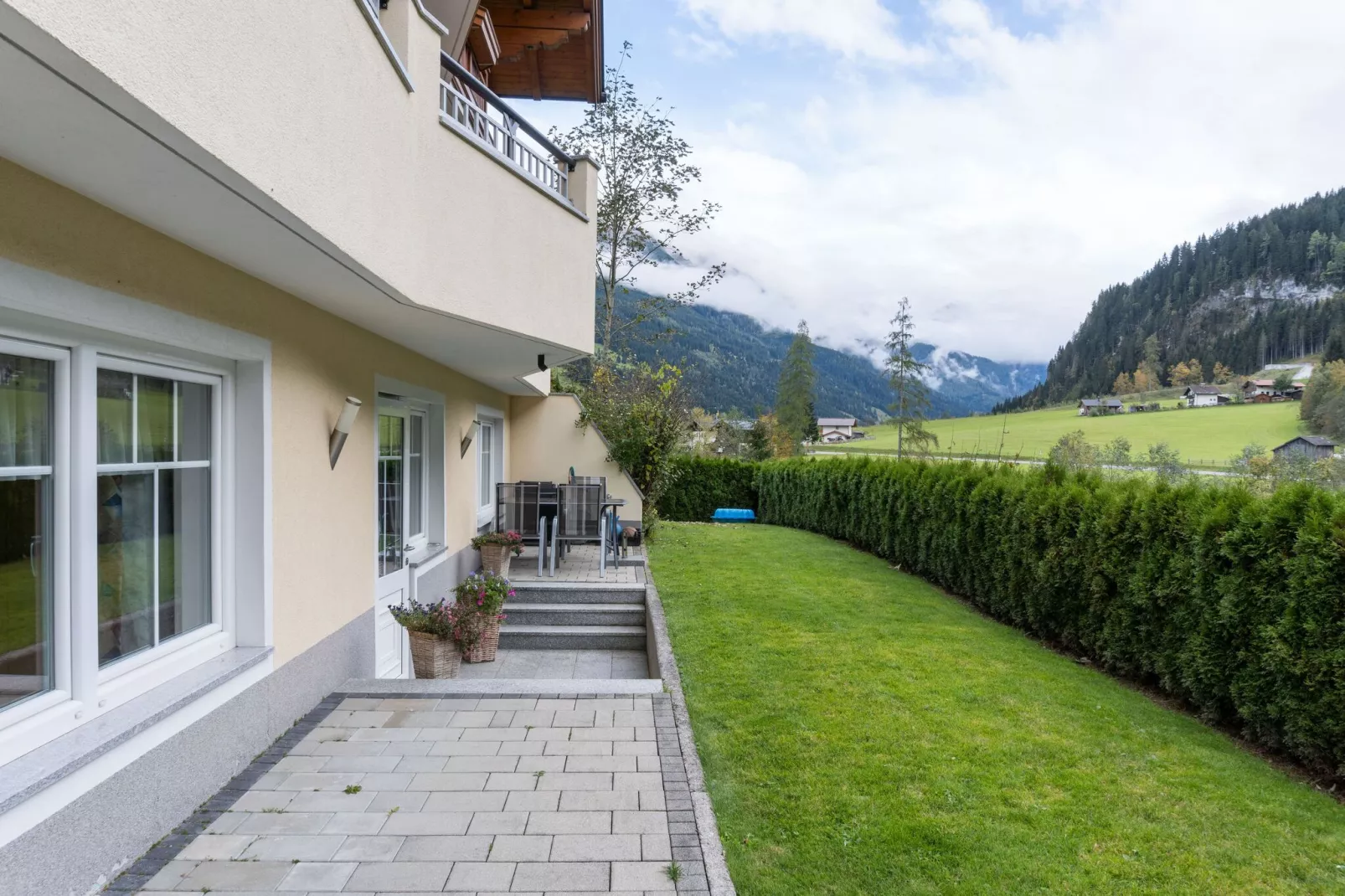 Talblick-Gardens summer