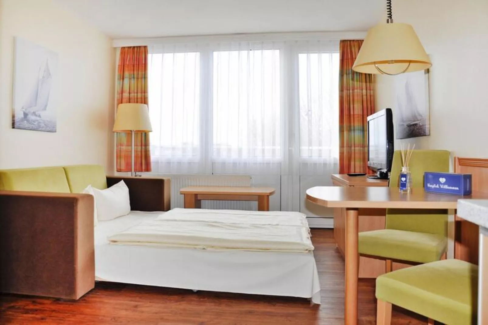 1-Zimmer-Apartment Seeseite "Am Park"-Bedroom