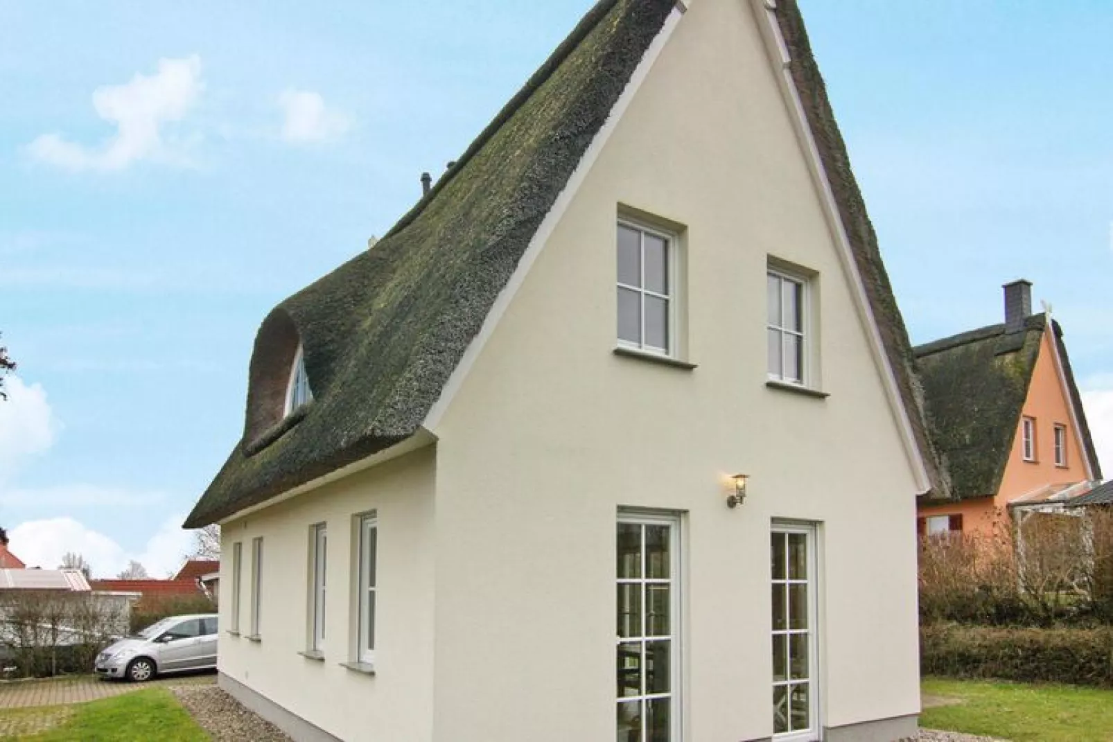 Ferienhaus Reetglück Wohlenberg-Exterior summer