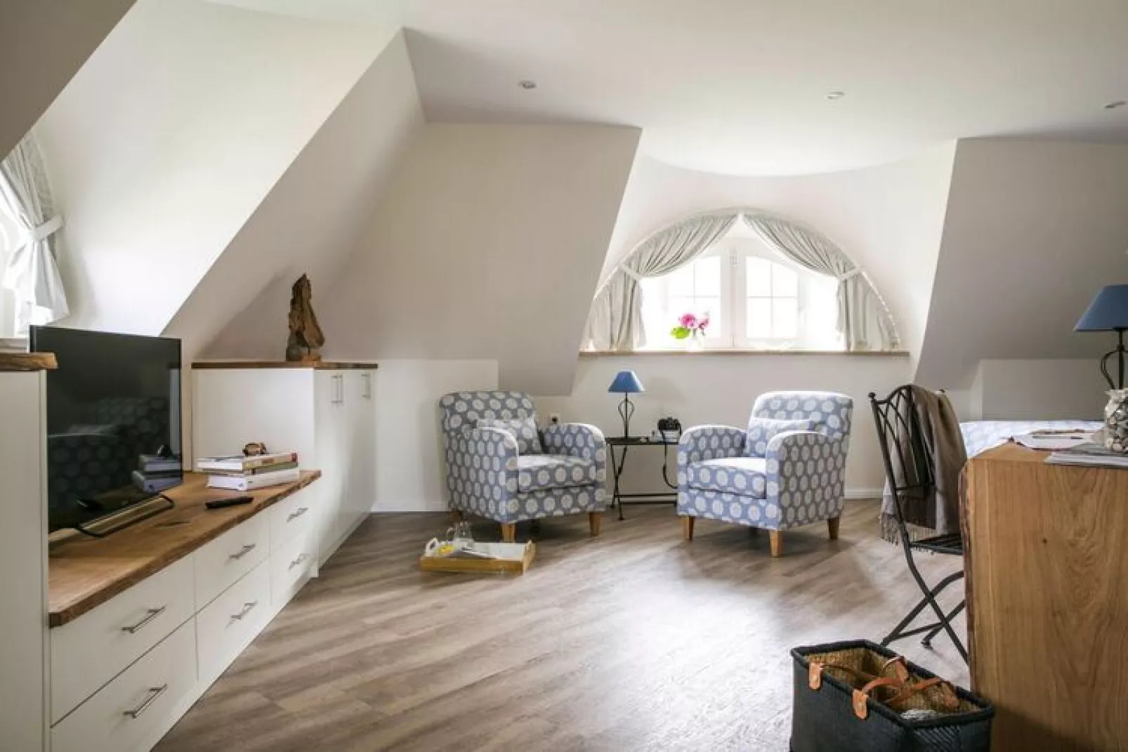 Haubenlerche 16-Living room