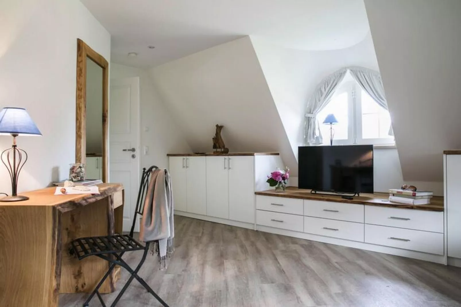 Haubenlerche 16-Living room