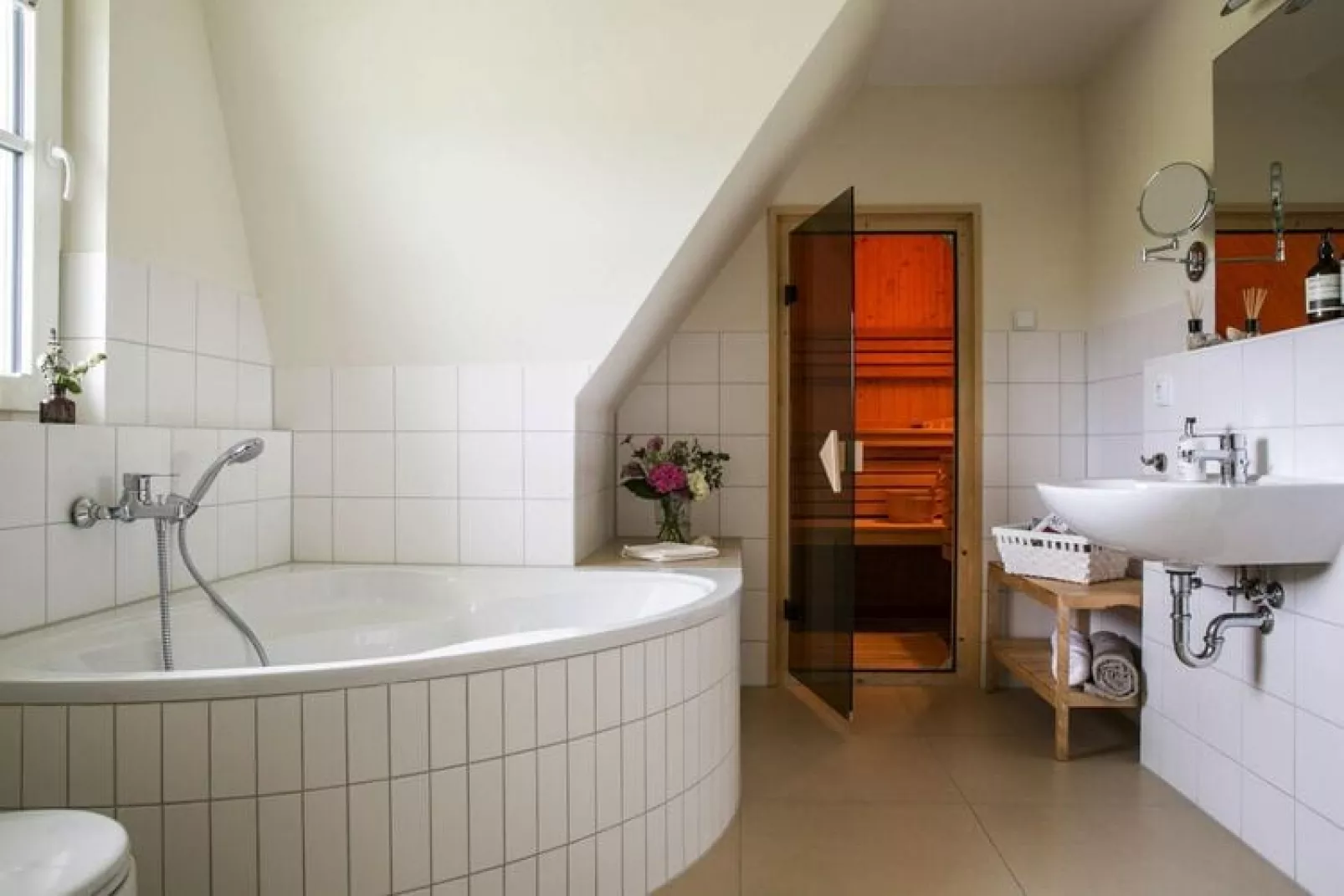 Seeschwalbe 60-Bathroom