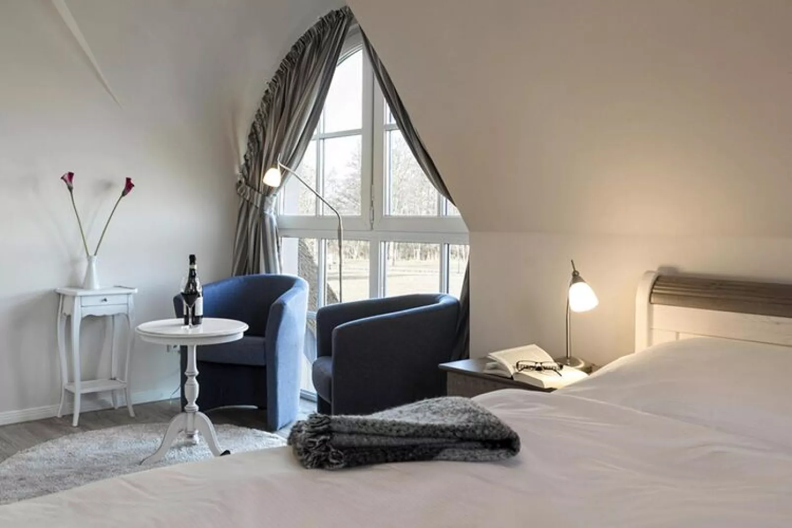 Schilfrohrsänger 28-Bedroom