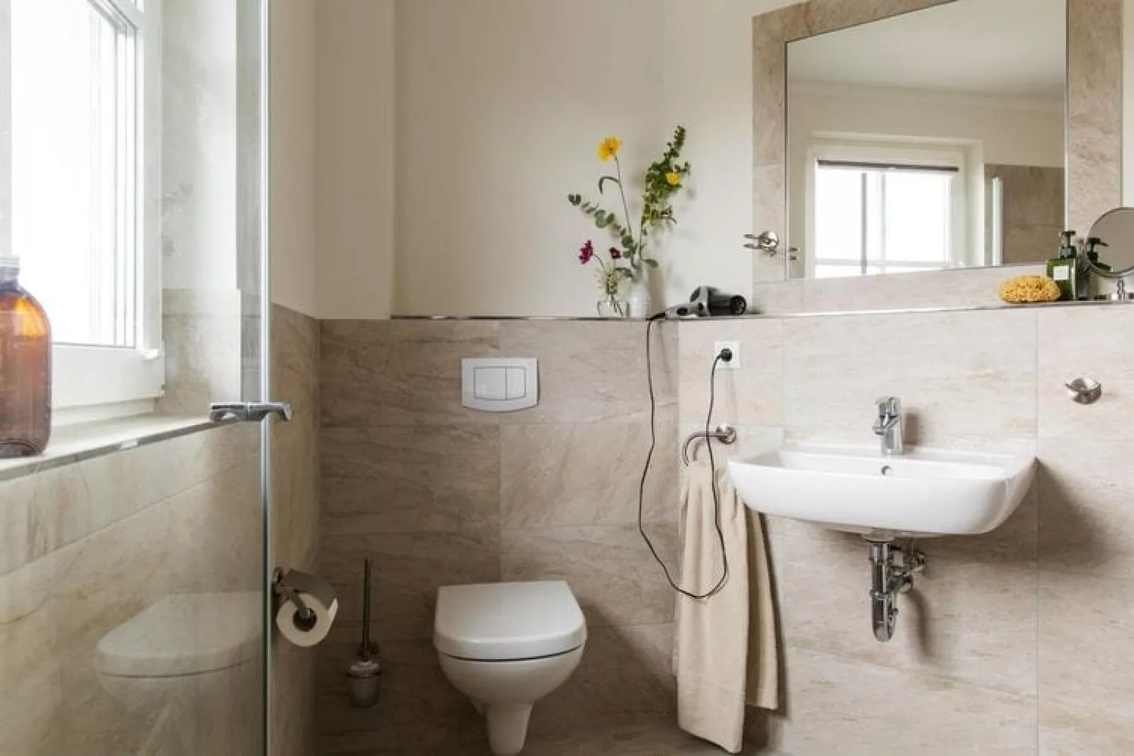 Schilfrohrsänger 31-Bathroom