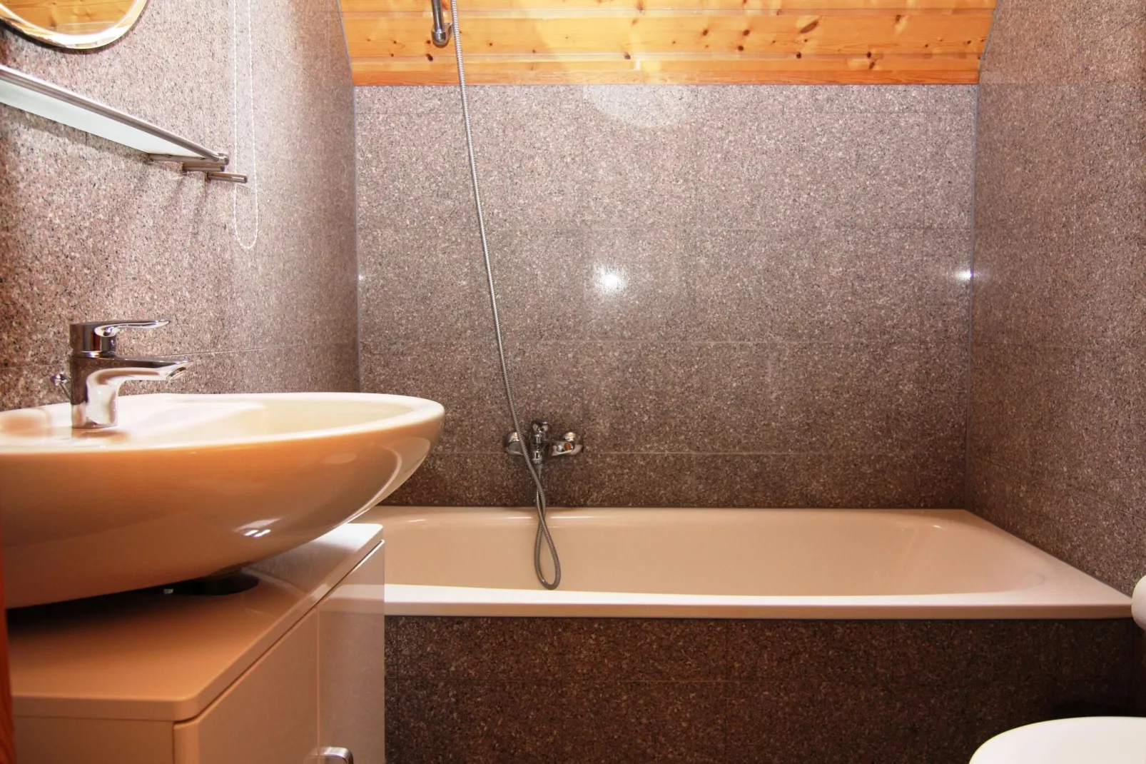 Doppelhaushälften Boltenhagen-Alte Schmiede II-Bathroom