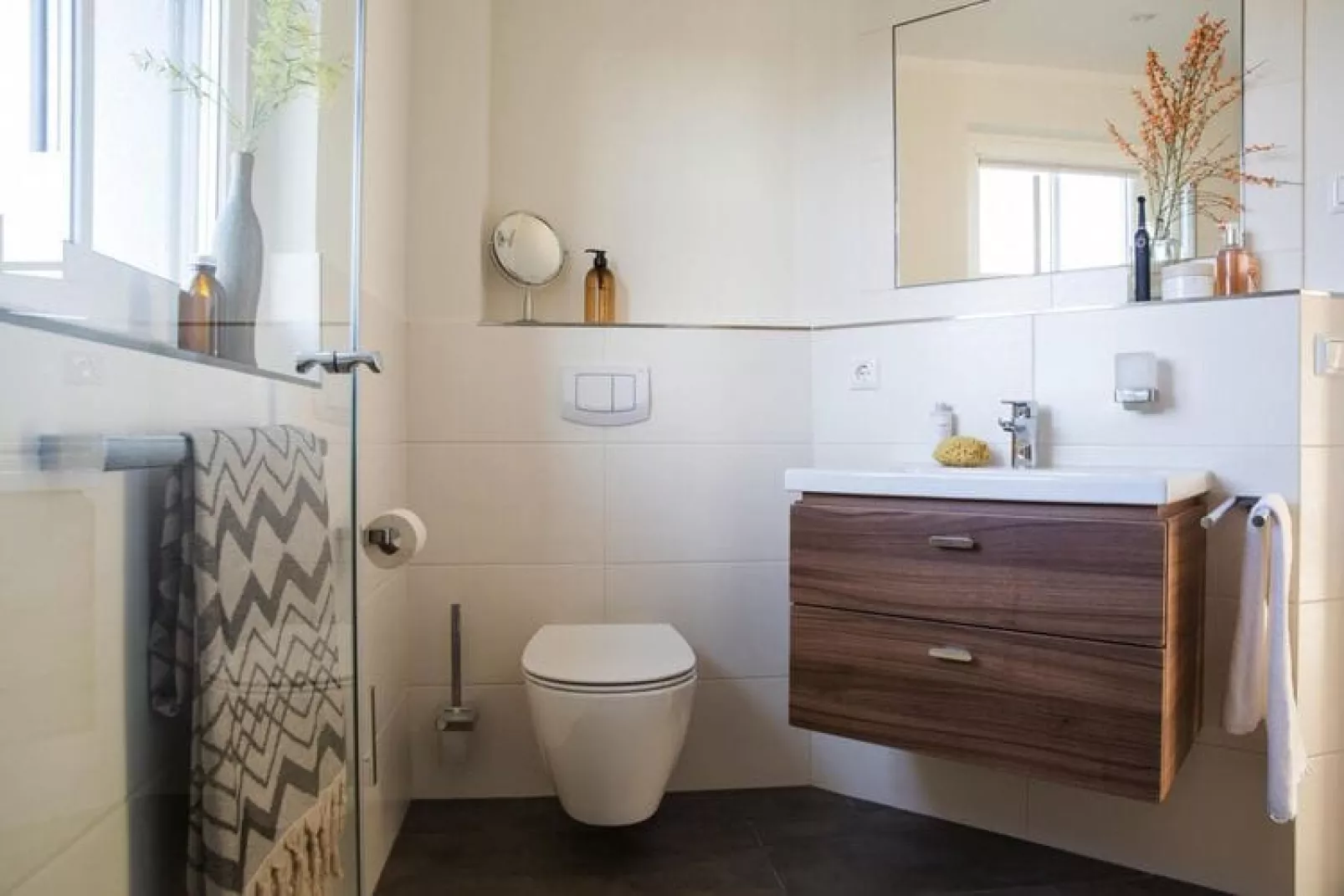 Schilfrohrsänger 6-Bathroom