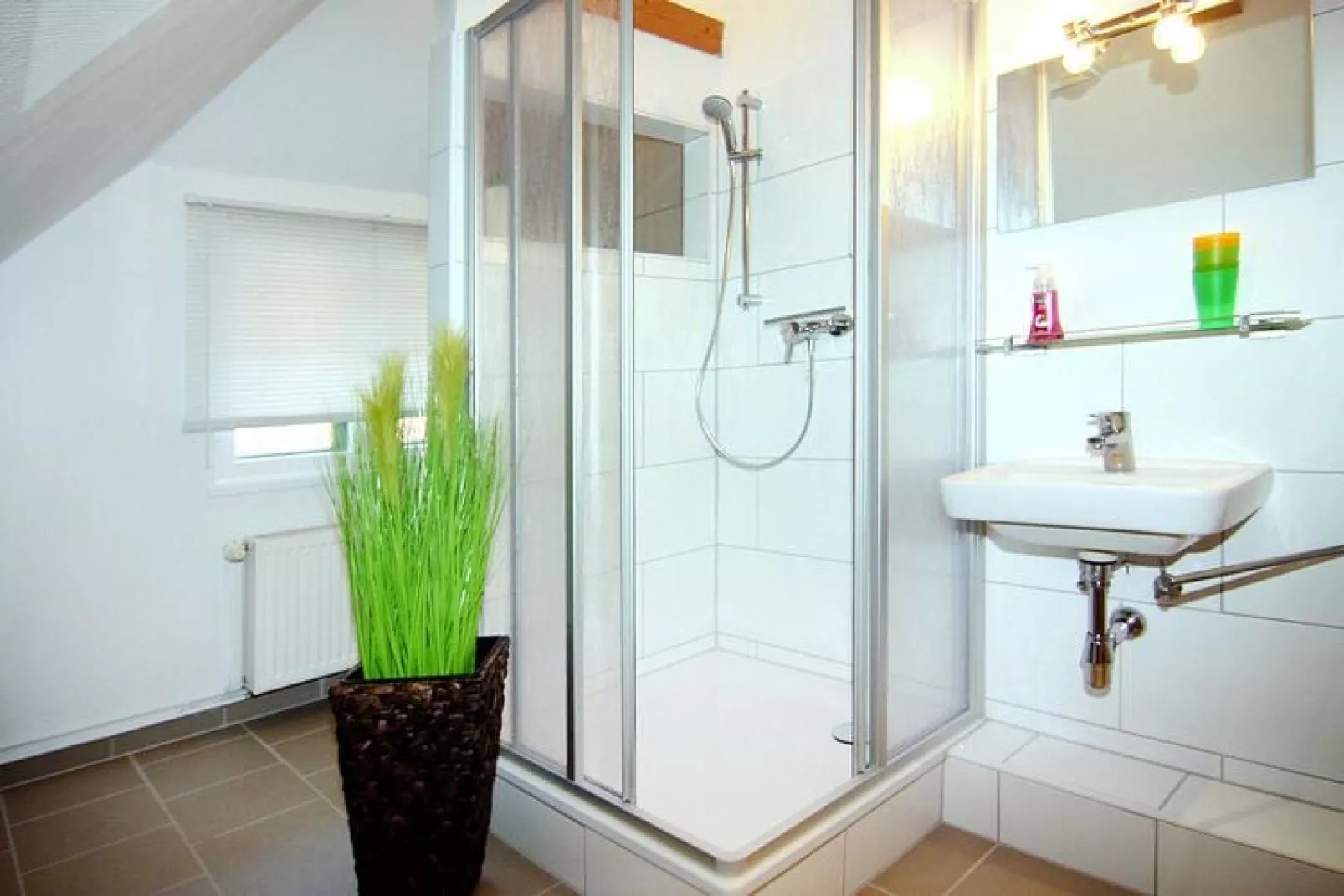 Reihenhaus Vieregge RH 2 B rechts 60 qm-Bathroom