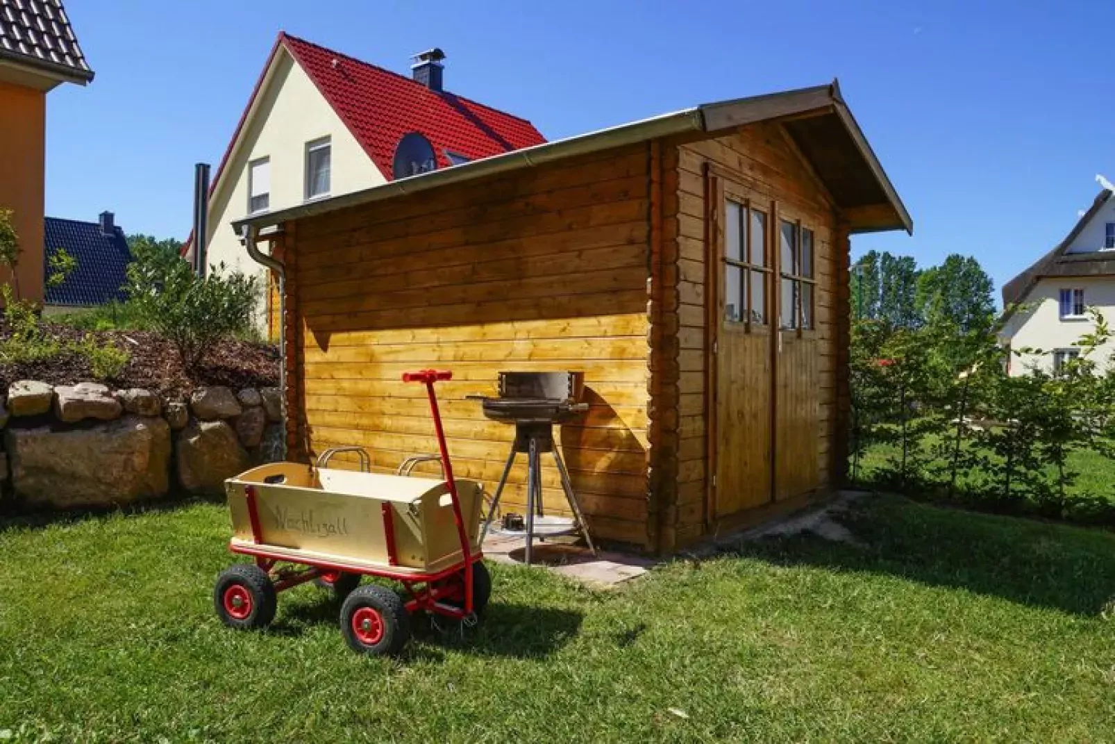 Ferienhaus Nachtigall in Glowe-bis zu 6 Pers-Exterior summer