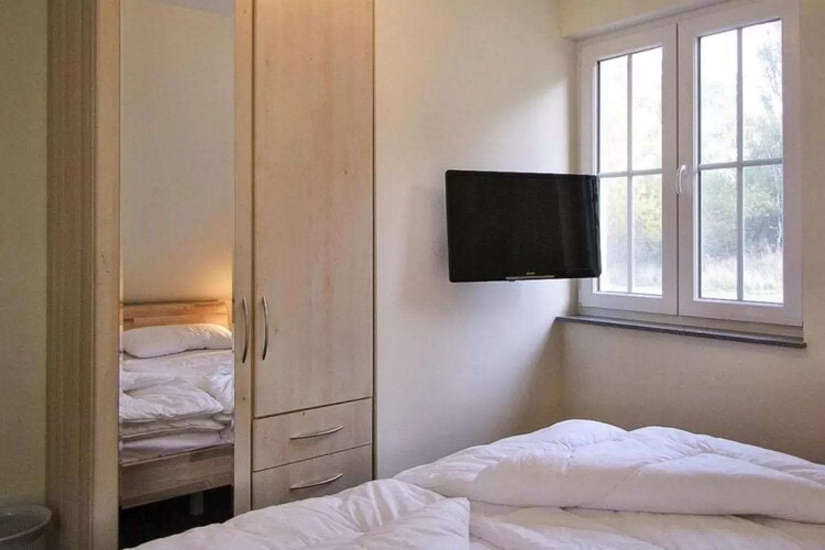 Ferienhaus Nachtigall in Glowe-bis zu 10 Pers-Bedroom