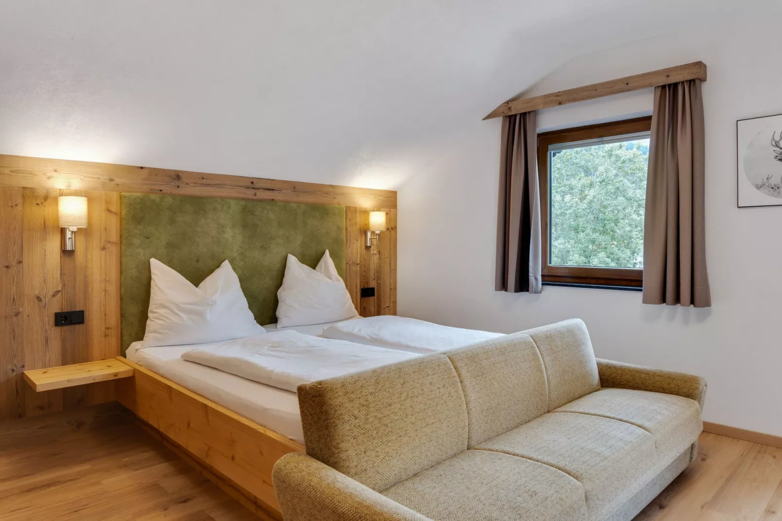 Kathrin-Bedroom