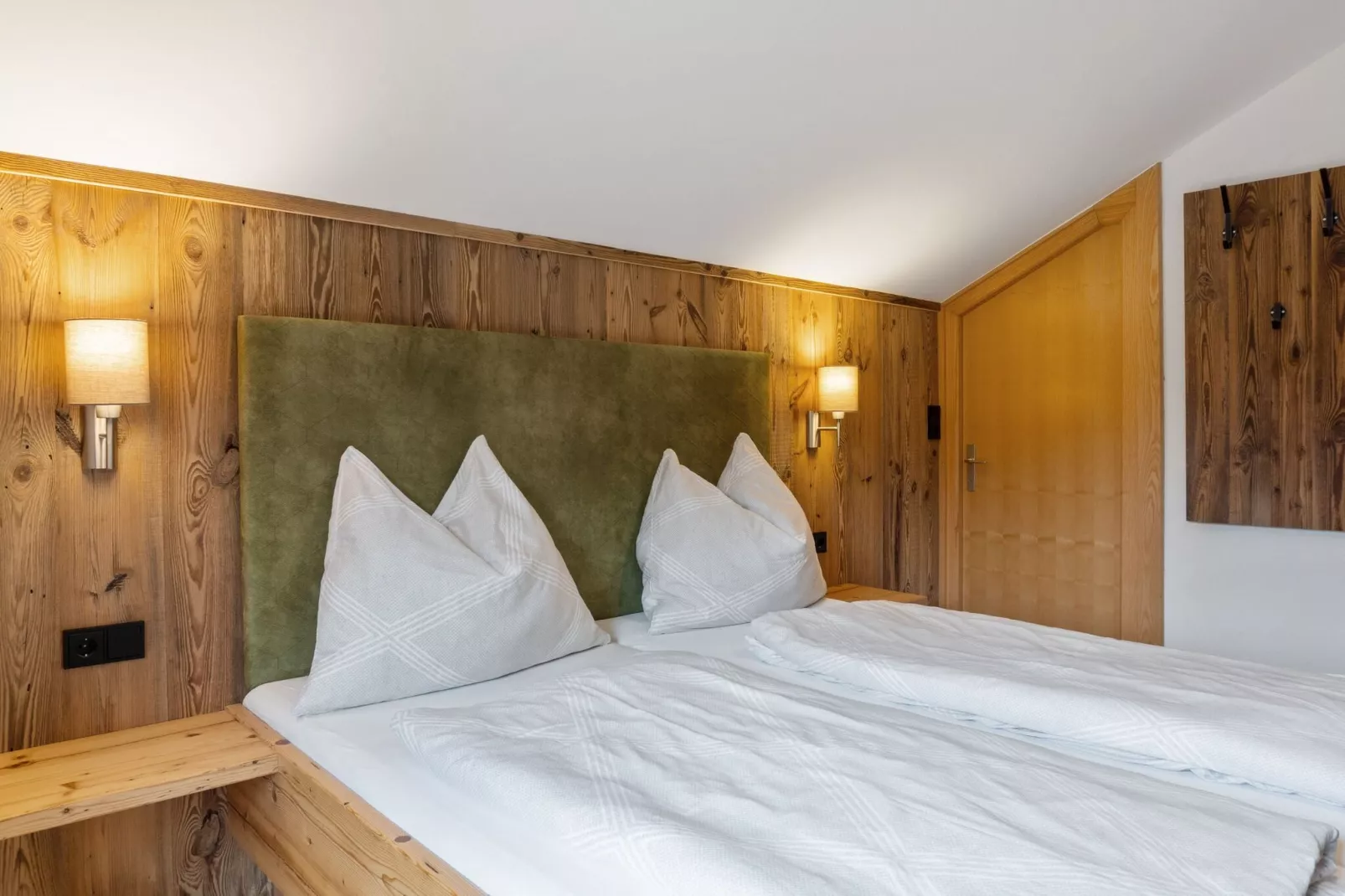 Kathrin-Bedroom