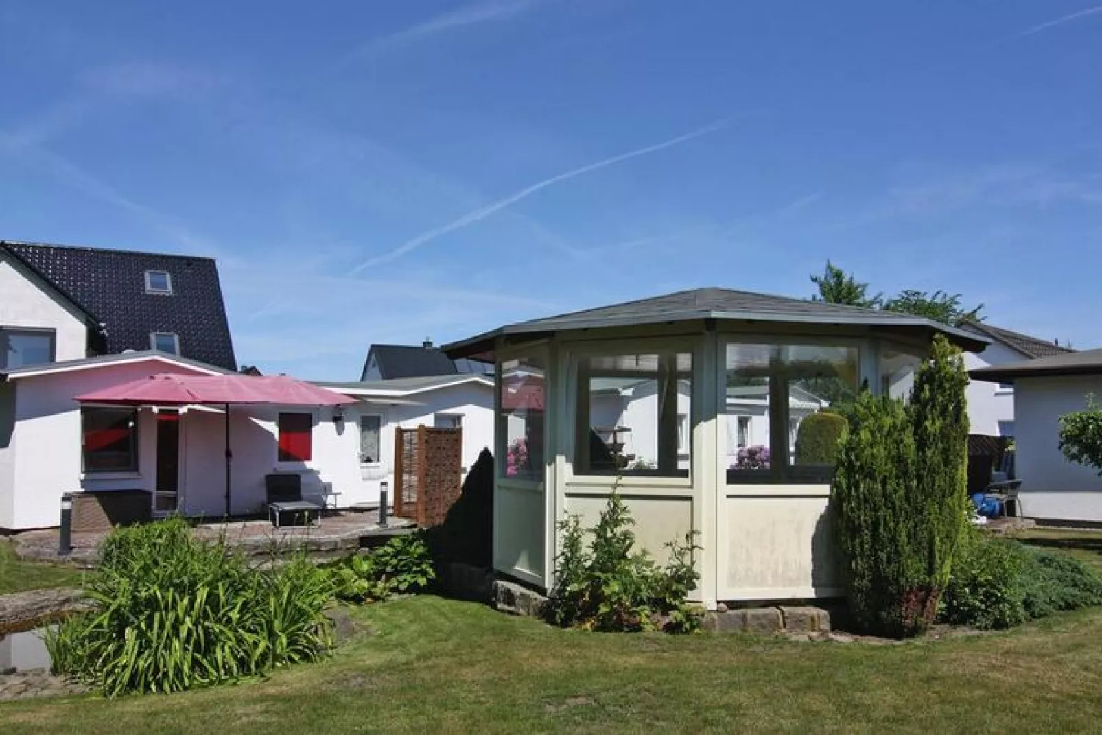 Bungalow B3-Exterior summer