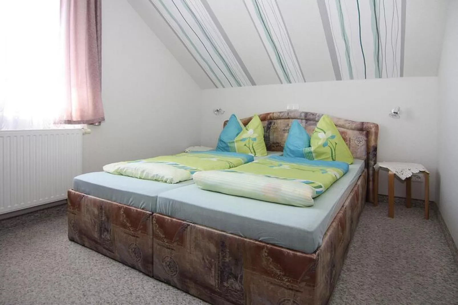 OG Whg 7 links-Bedroom