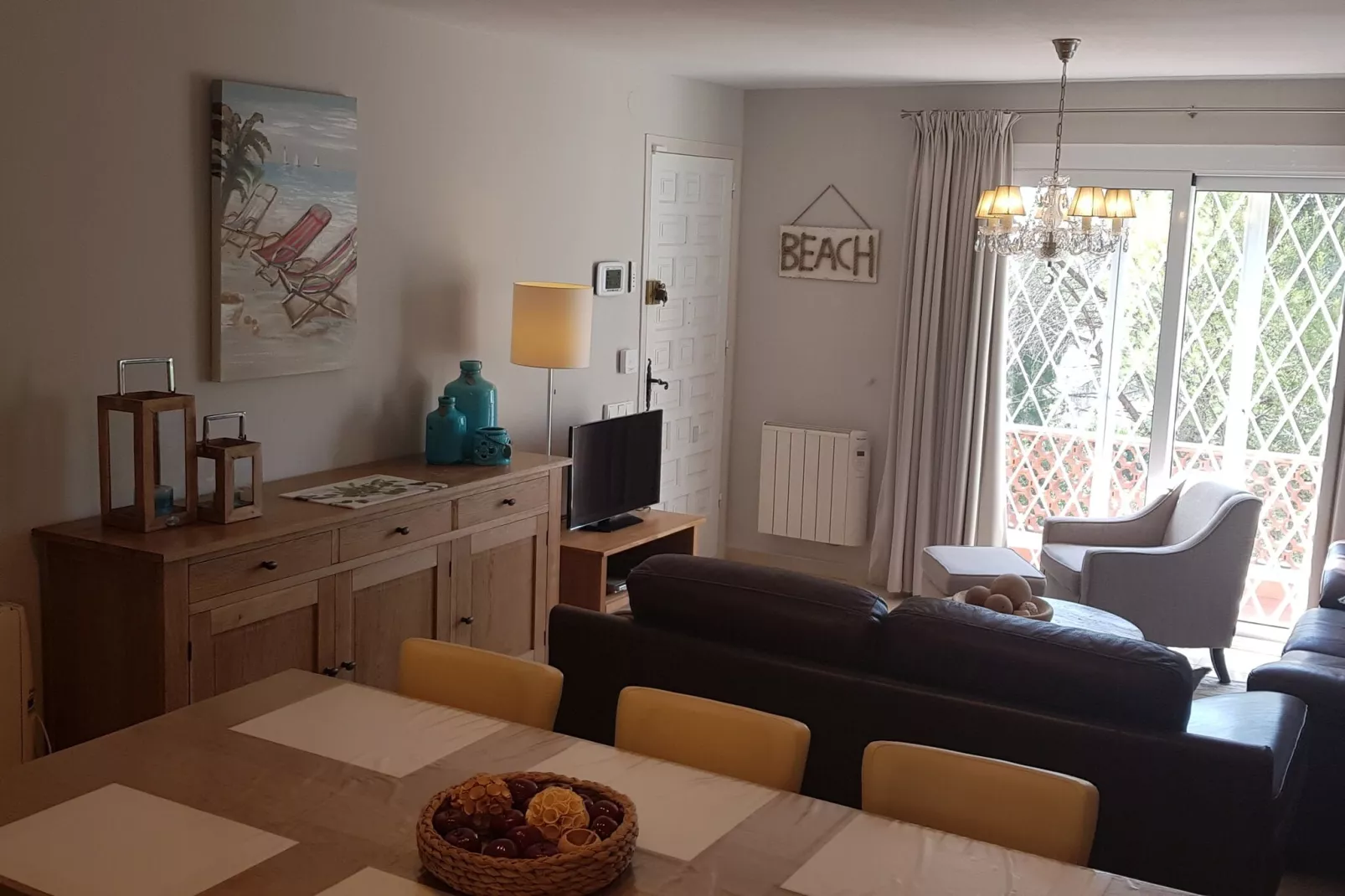 Colom-Living room