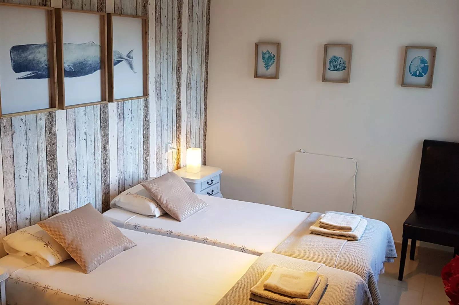 Colom-Bedroom