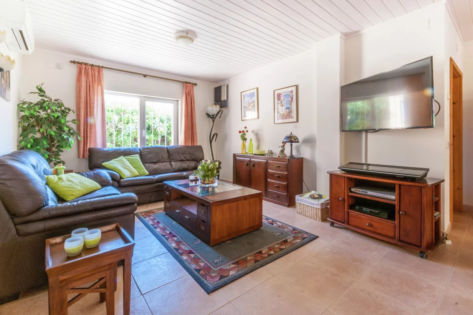 Nautic Park-Living room