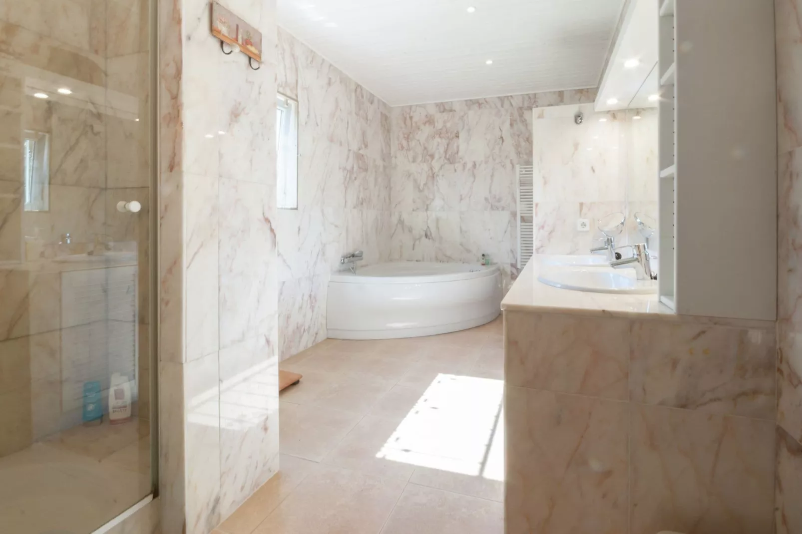 Nautic Park-Bathroom
