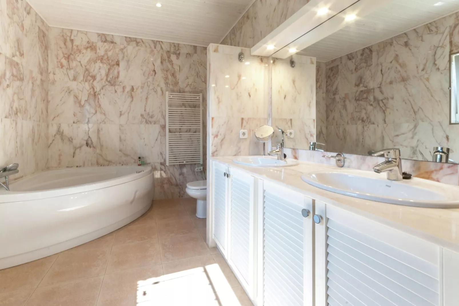 Nautic Park-Bathroom