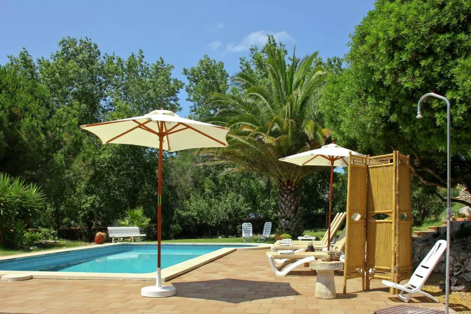 Tórtolas-Pool