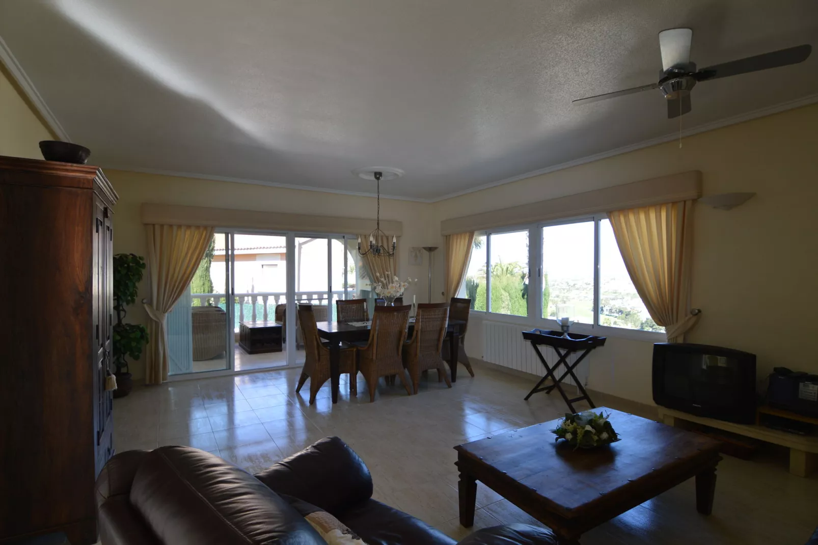 Casa Esperanto-Living room