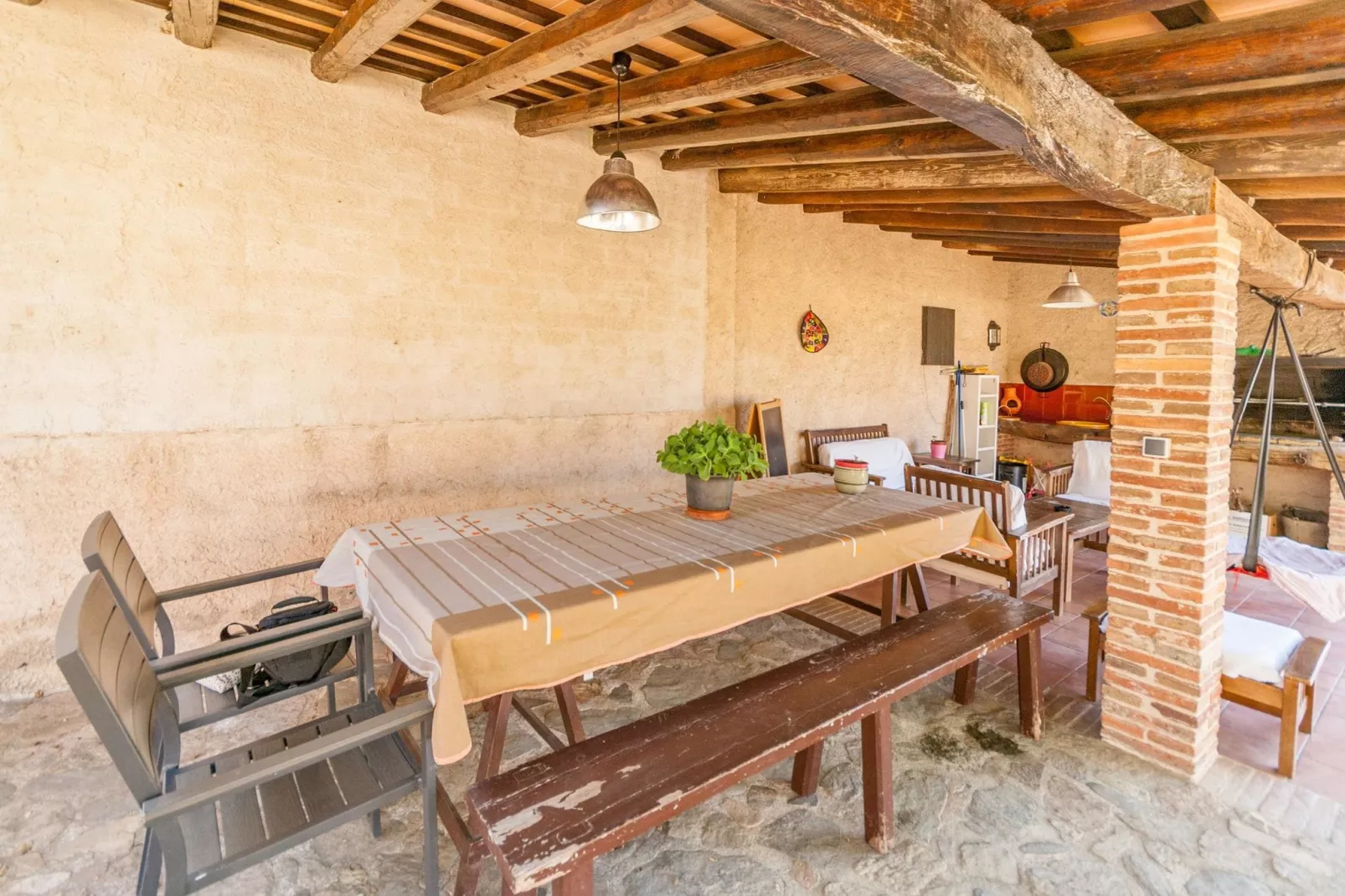 Pahissa Can Abres-Terrace balcony
