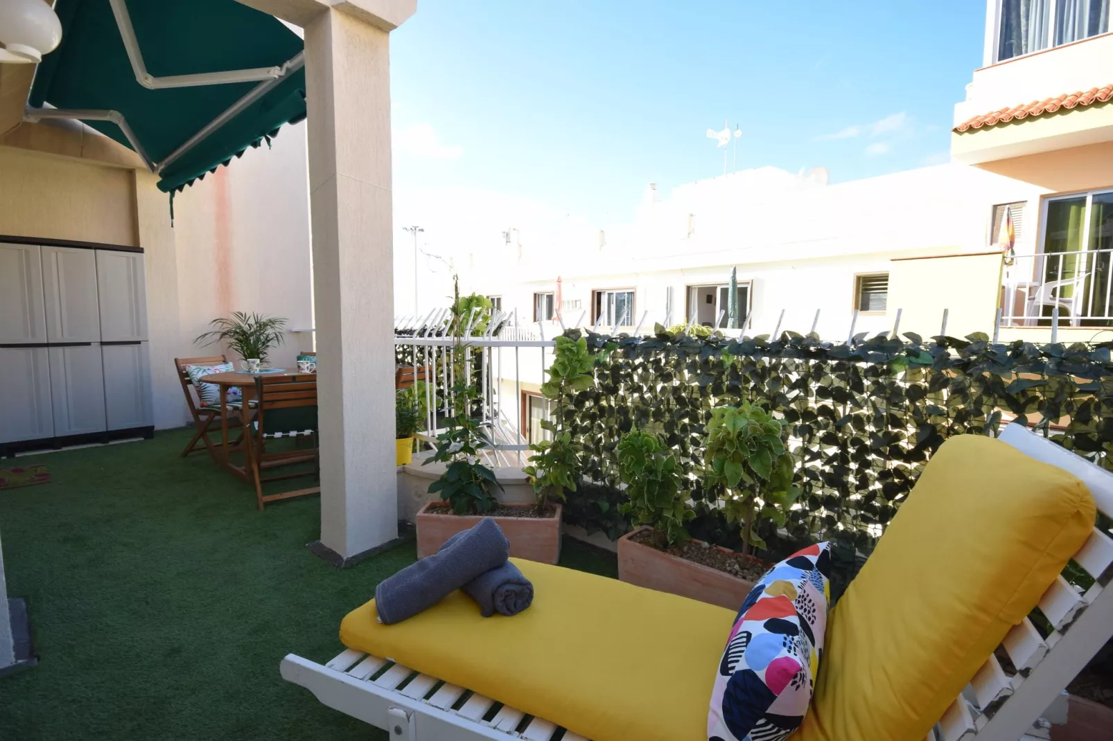 Beach Lovers-Terrace balcony