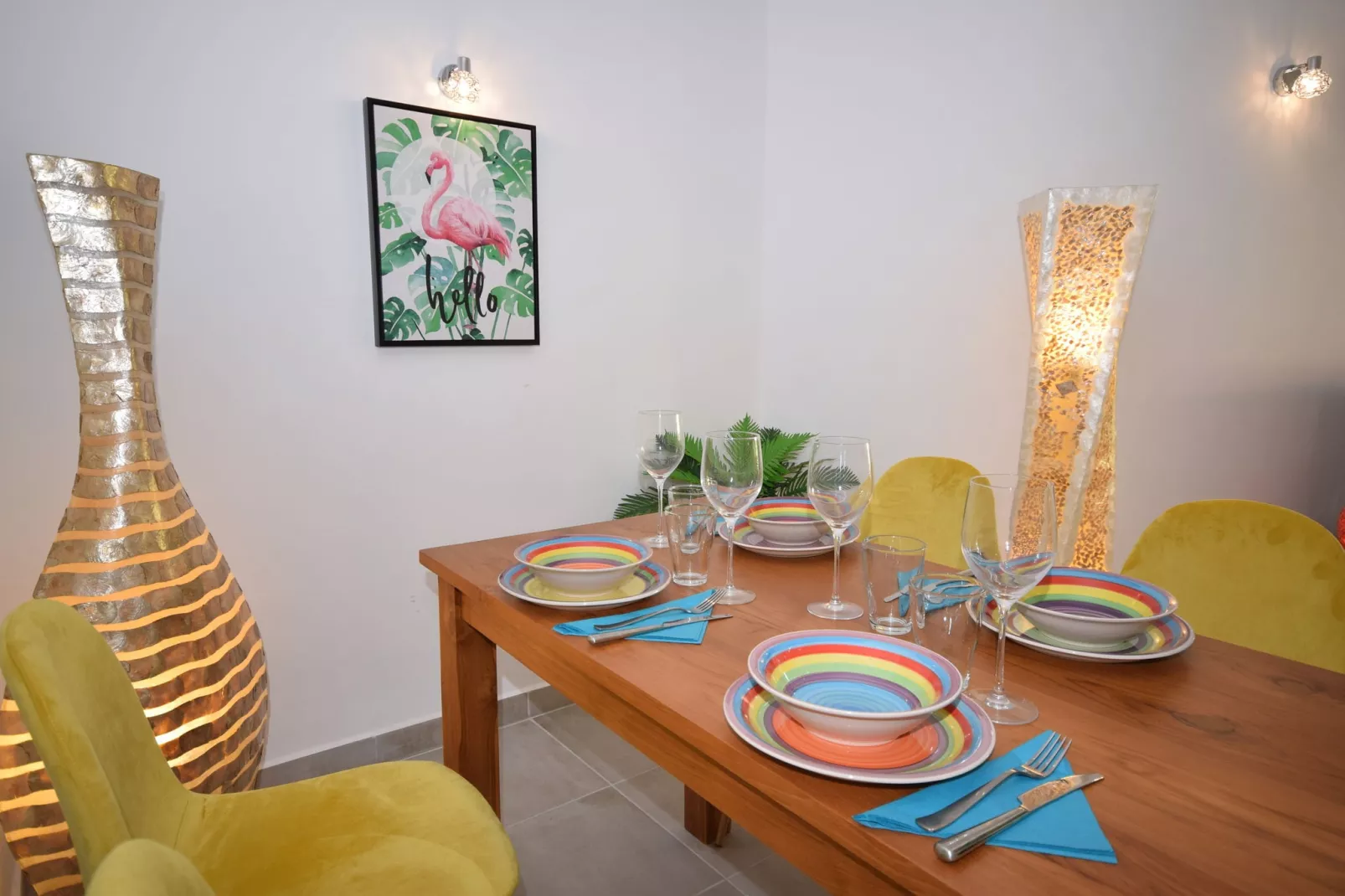 Beach Lovers-Dining room