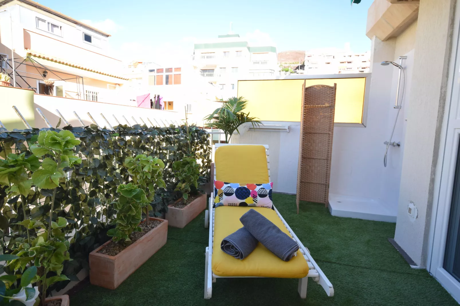 Beach Lovers-Terrace balcony