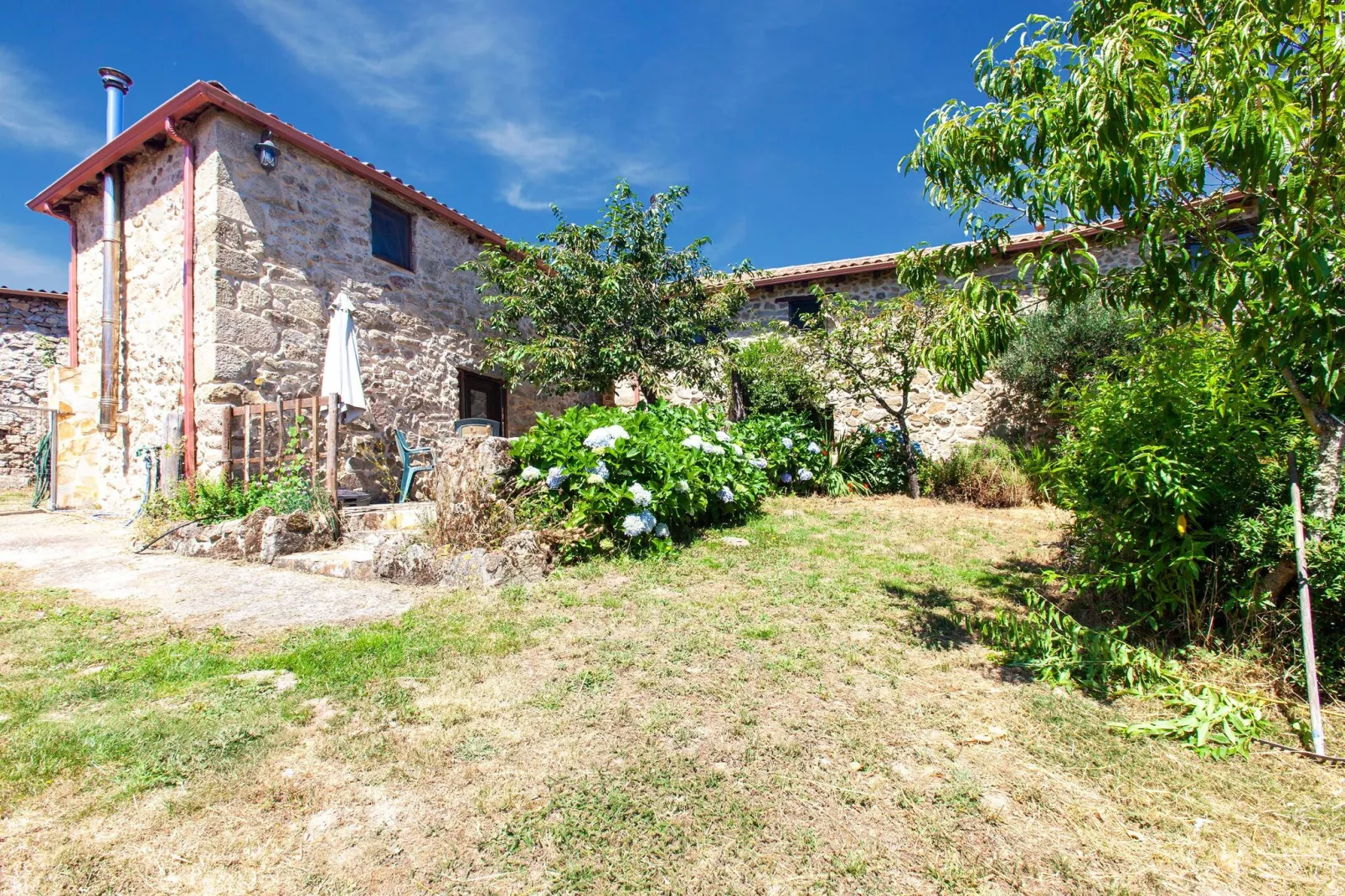 La Casita Ribeira Sacra-Exterior summer