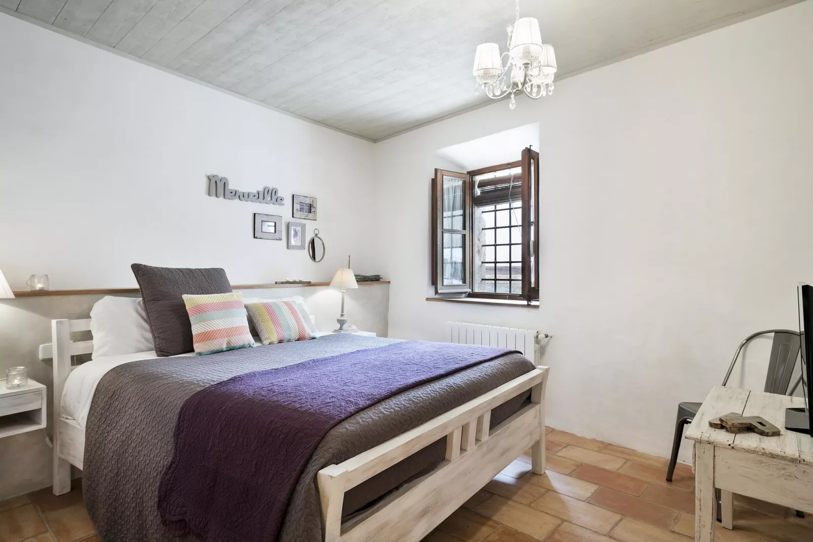 Pink House - Schlafzimmer