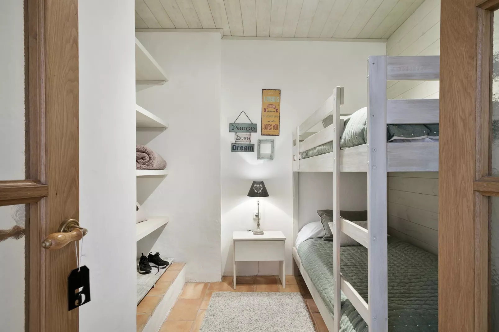Pink House - Schlafzimmer