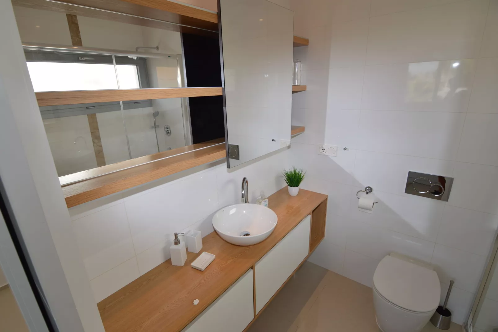 Villa Betty-Bathroom