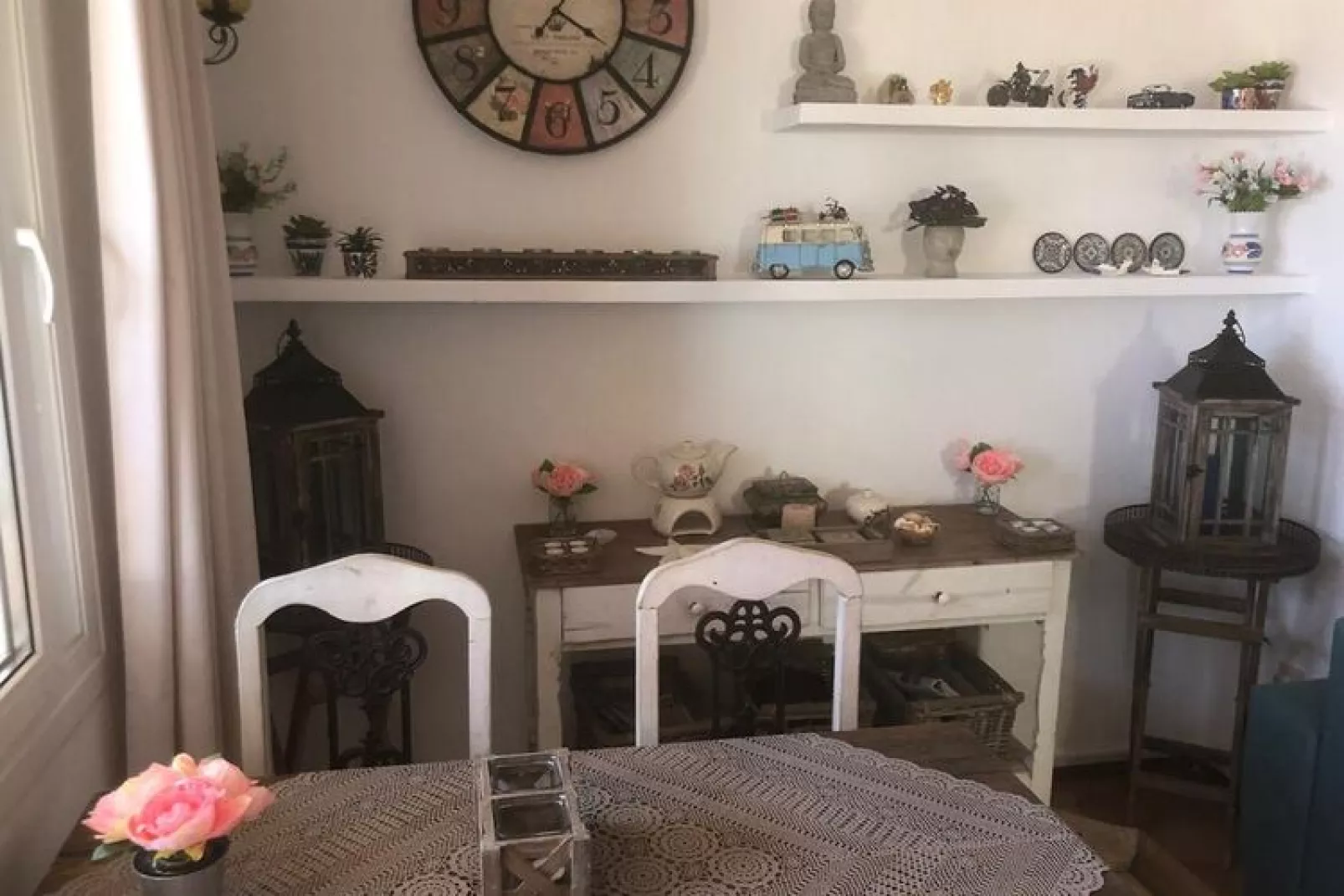Casa Kola-Dining room